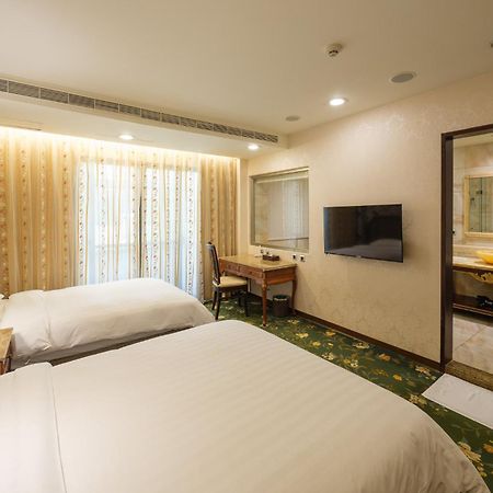 Grand Pleasure Spring Hotel Tajpej Buitenkant foto