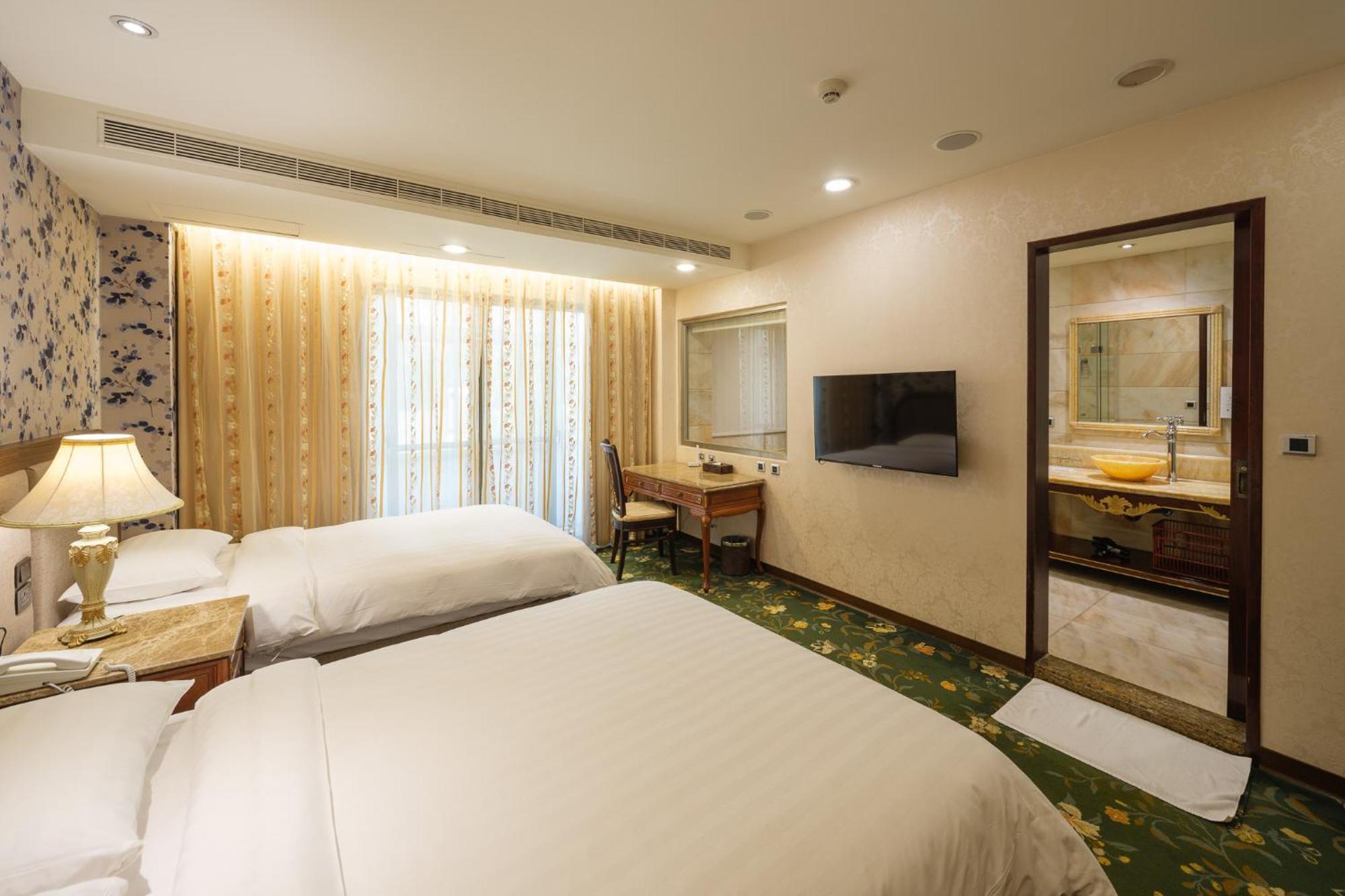 Grand Pleasure Spring Hotel Tajpej Buitenkant foto