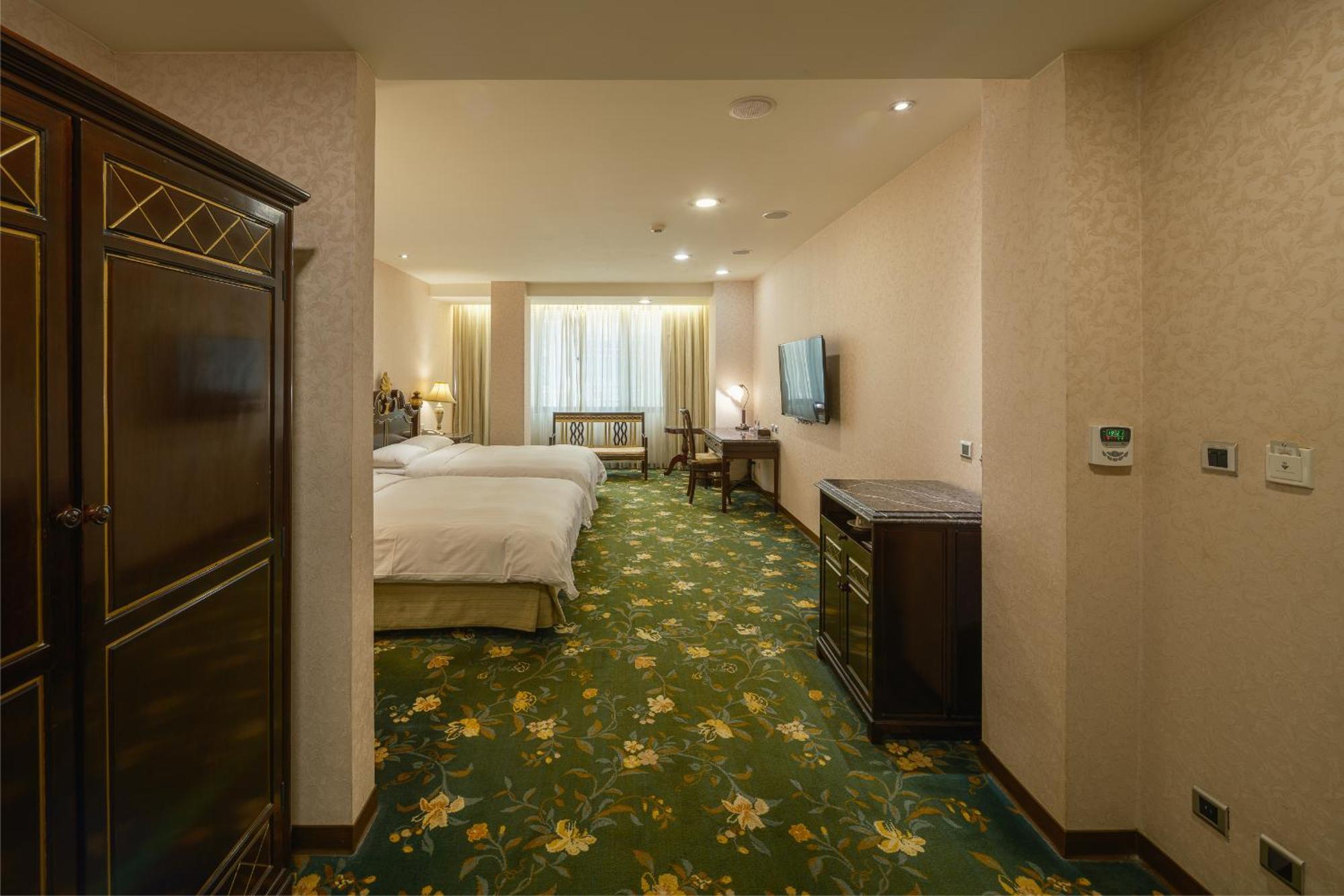 Grand Pleasure Spring Hotel Tajpej Buitenkant foto